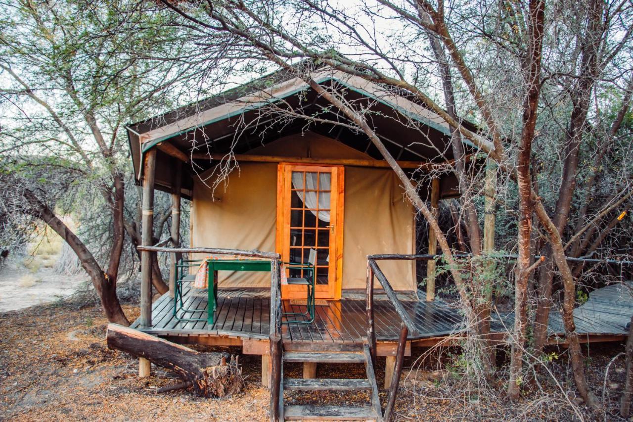 Chandelier Game Lodge Oudtshoorn Exterior photo